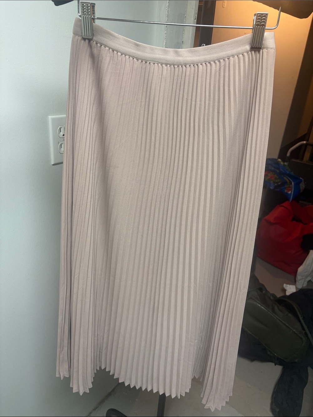 Babaton Dusty Blush Pleated Midi Skirt